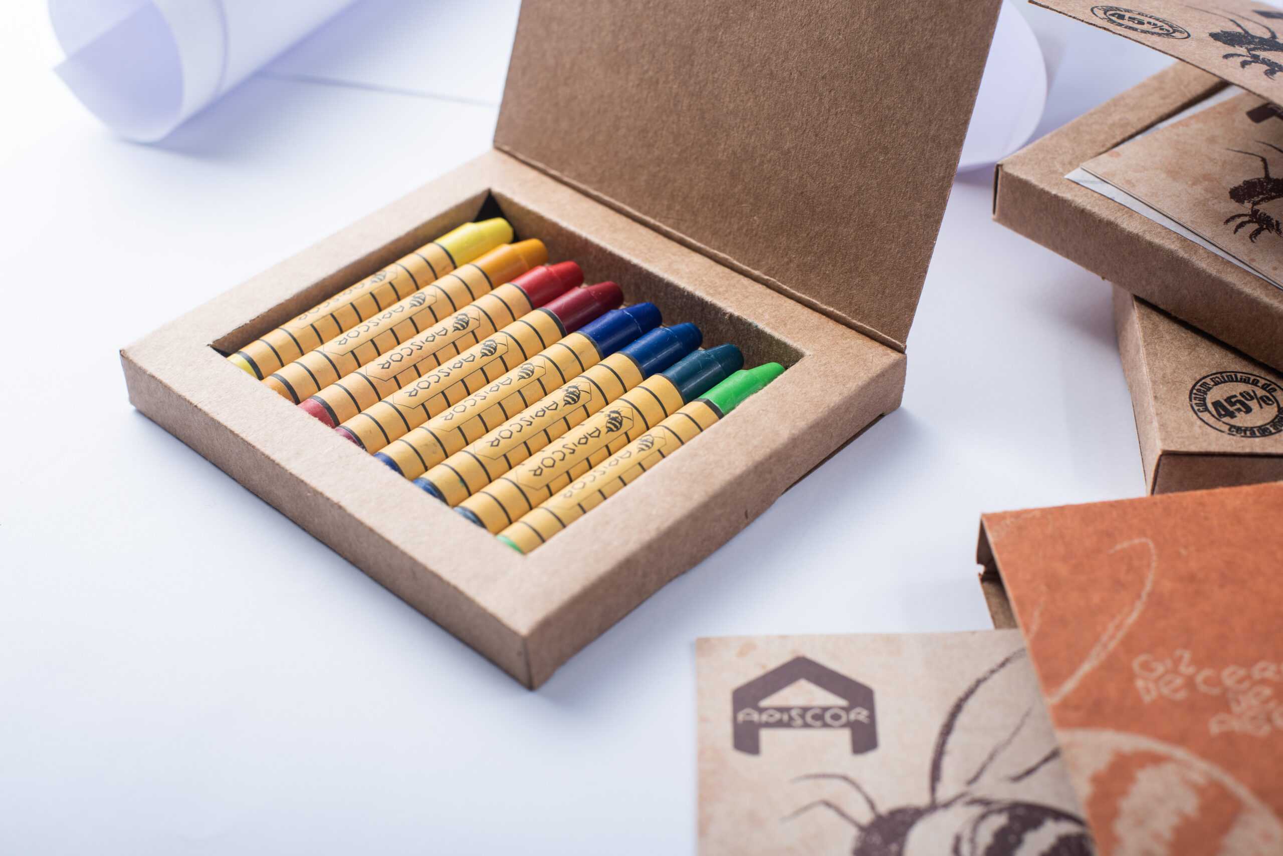 Bastón de cera de abejas Apiscor 8 unidades - colores básicas - Imagen 7