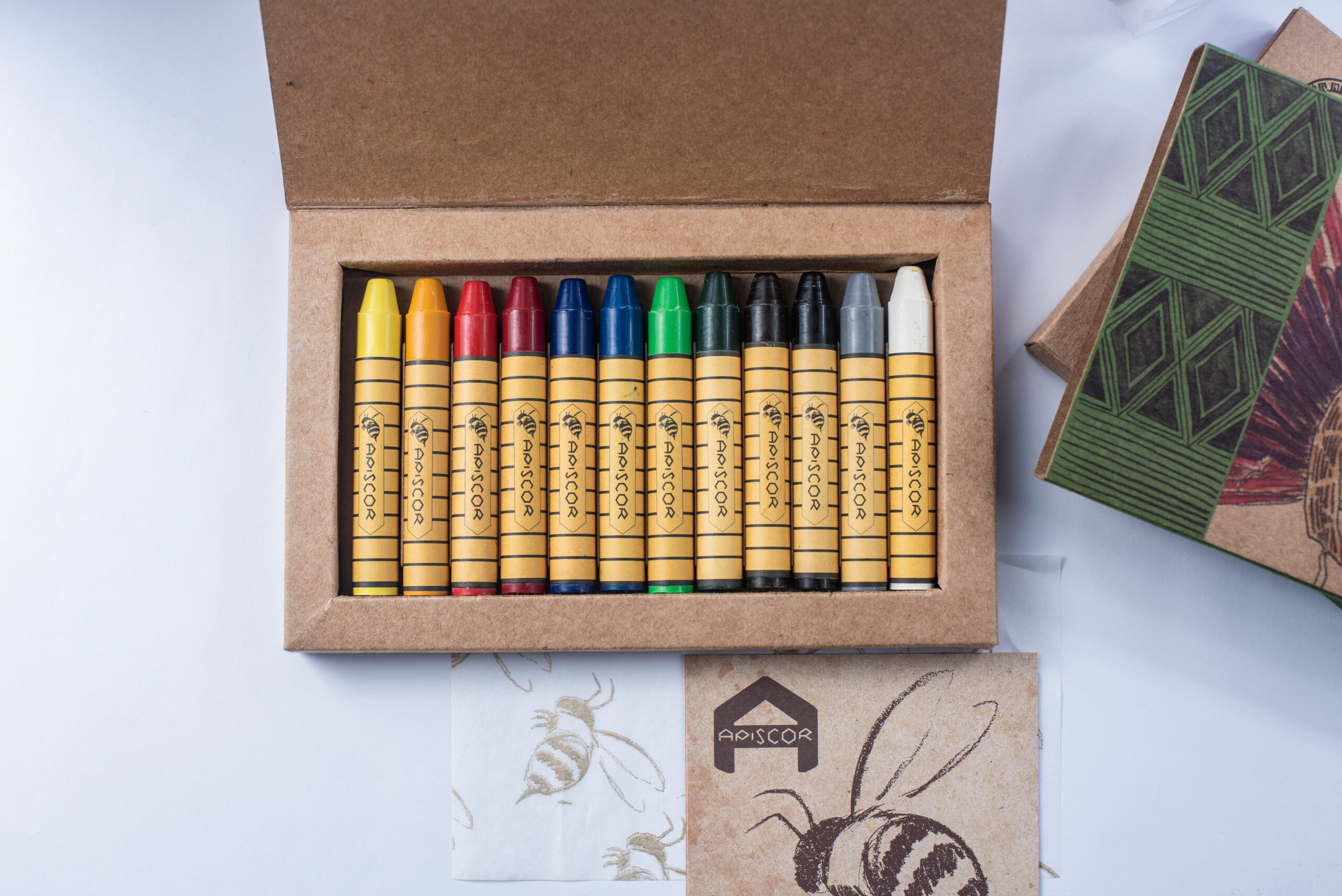 Bastón de cera de abejas Apiscor 12 unidades - colores surtidas